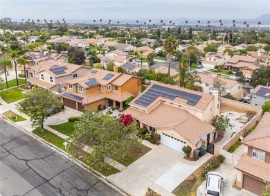 Welcome to your BEAUTIFUL 4 Bedroom, 3 Bath - SOLAR HEATED, POOL - photo 4