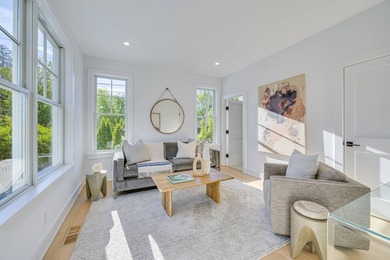 A brand-new Southampton Village traditional with the clean lines - photo 14