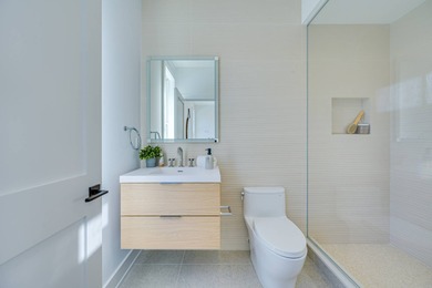 A brand-new Southampton Village traditional with the clean lines - photo 16