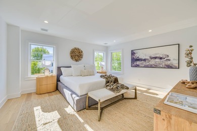 A brand-new Southampton Village traditional with the clean lines - photo 17