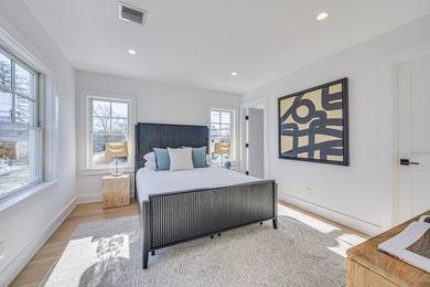 A brand-new Southampton Village traditional with the clean lines - photo 27