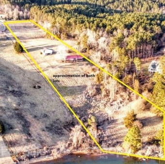 Large acreage tract, home, and great view on Lake Hickory - Lake Home For Sale in Granite Falls, North Carolina