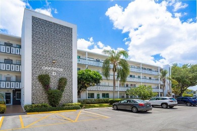 Brand New & pristine 2 bedroom and full 2 bath unit. Located in - photo 3