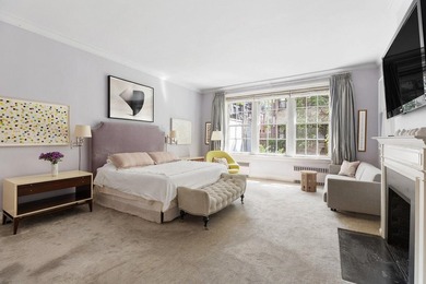 A sanctuary in the heart of the city. Moments from Central Park - photo 17