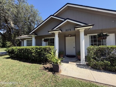 Welcome home to this beautifully maintained 4-bedroom, 2-bath - photo 4