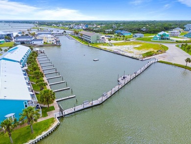Welcome to coastal living at its finest! This beautifully - photo 26
