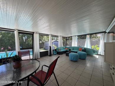 Welcome home to this beautifully maintained 4-bedroom, 2-bath - photo 9