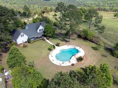 Discover an extraordinary 500 +/- acres of prime land, perfect - photo 30