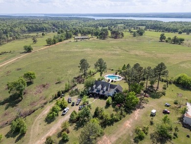Discover an extraordinary 500 +/- acres of prime land, perfect - photo 38