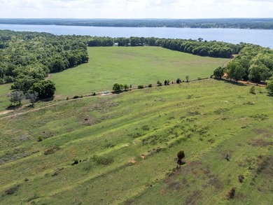 Discover an extraordinary 500 +/- acres of prime land, perfect - photo 43