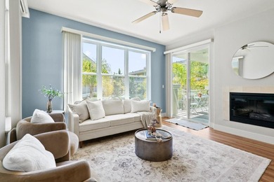Experience the best of downtown Santa Cruz living in this - photo 1