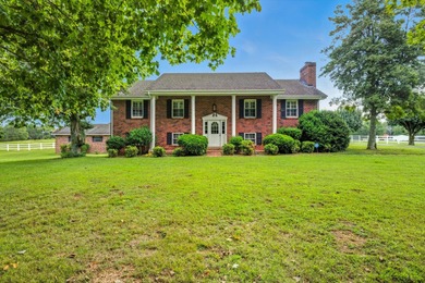 (private lake, pond, creek) Home For Sale in Englewood Tennessee