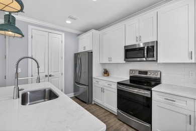 90 N Zander Way is a 4Br, 3.5Ba with a 2nd-floor bonus room - photo 23