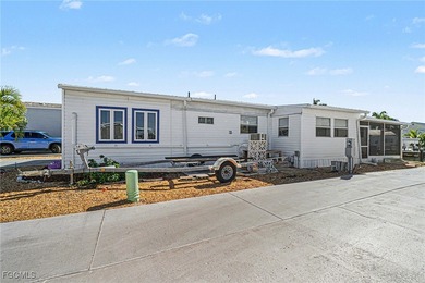 This beautifully remodeled 2-bedroom, 1-bath waterfront home - photo 25