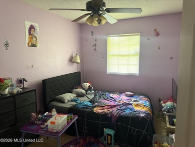 THE NEW KID ON THE BLOCK. NICE HOME JUST SOUTH OF i10. PERFECT - photo 6