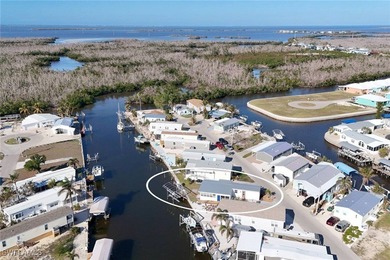 This beautifully remodeled 2-bedroom, 1-bath waterfront home - photo 31