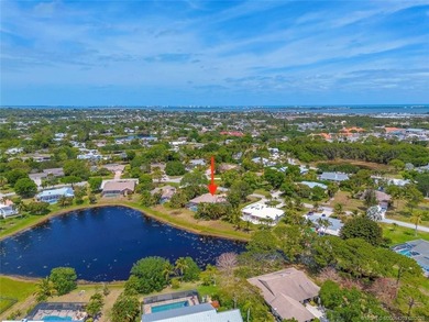 (private lake, pond, coastal) Home For Sale in Jensen Beach Florida