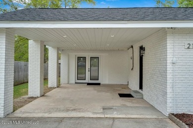 Beautifully remodeled and move-in ready, this exceptional - photo 3