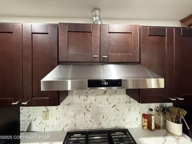 Welcome to 63 S. Fairway Dr Lake Ariel. This well maintained 4 - photo 33