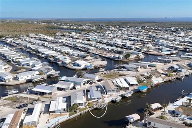 This beautifully remodeled 2-bedroom, 1-bath waterfront home - photo 34