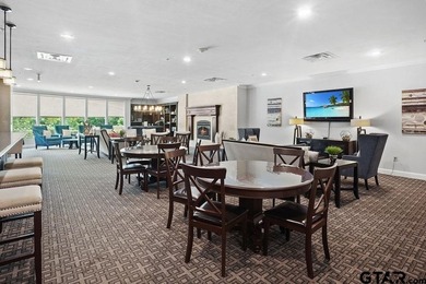 Penthouse Condo in The Cascades Golf Community - 13th Floor - photo 35