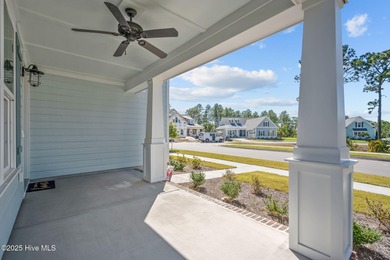 Welcome to the highly sought-after community of Riverlights! - photo 3