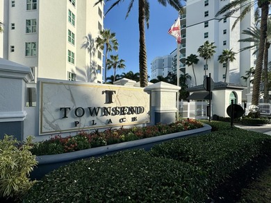 Located on the 3rd floor facing NE Boca Raton, 1 bedroom + den - photo 56