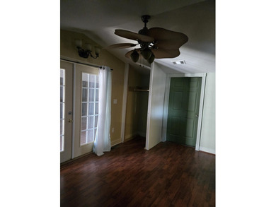 This charming 2 bedroom, 2 bath home is in a great location in - photo 9