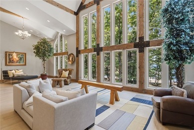 Remarkable Beaver Lake living in this custom built lake home - photo 6