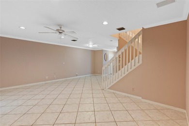Lovely 3 bedroom, 2.5 bathroom townhome located in the 24 hour - photo 6