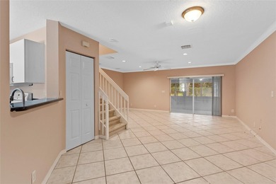 Lovely 3 bedroom, 2.5 bathroom townhome located in the 24 hour - photo 8