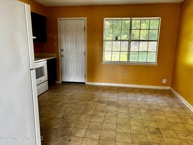 Looking for a 3-bedroom home in Gulfport where you can build - photo 4