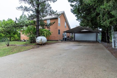 Lake Home For Sale in Howardwick, Texas
