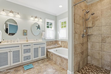 Experience Lowcountry luxury in this beautiful Beaufort, SC home - photo 25