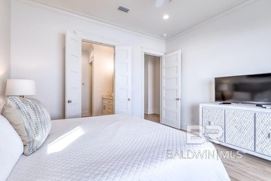 DIRECT GULF FRONT LUXURY | CUSTOM HOME | PRIVATE POOL | 2 LARGE - photo 27