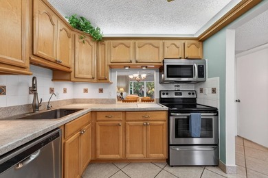 55+ TURN-KEY Tranquil Canal Views and Sunset Skies. Immaculate - photo 9