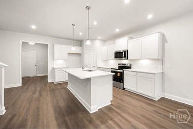 Welcome to the Hampton floor plan in the desirable Waterways - photo 3