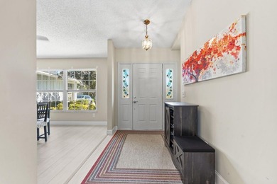 Beautifully maintained home in Port St. Lucie. Major updates - photo 4