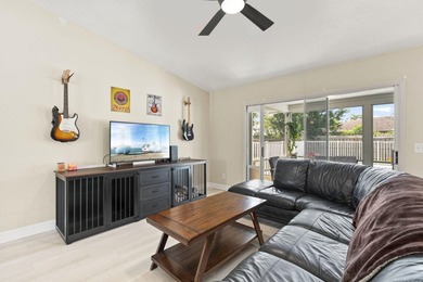 Beautifully maintained home in Port St. Lucie. Major updates - photo 6