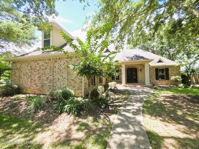 Stunning Custom-Built Home with Attached MIL (Mother-In-Law) - photo 3