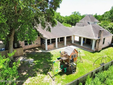 Stunning Custom-Built Home with Attached MIL (Mother-In-Law) - photo 7