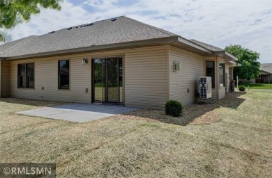 Conveniently located in Amery's highly sought after Pondhurst