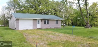 Rathbun Lake Home For Sale in Moravia Iowa