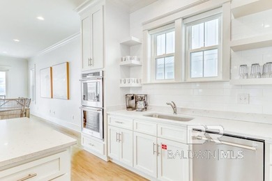 DIRECT GULF FRONT LUXURY | CUSTOM HOME | PRIVATE POOL | 2 LARGE - photo 12