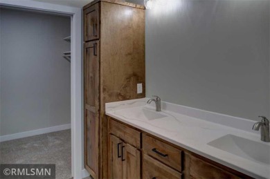 Conveniently located in Amery's highly sought after Pondhurst