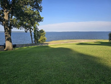 Waterfront property in a HOA community ($500. Yr) with - photo 8