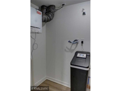 Conveniently located in Amery's highly sought after Pondhurst