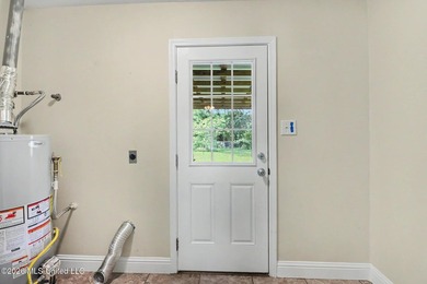 Searching for a 3-bedroom home in Biloxi, MS that's truly - photo 9