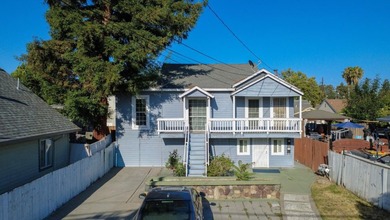 WEST SAN CARLOS DUPLEX, PHENOMENAL INVESTMENT! This 2-level - photo 1