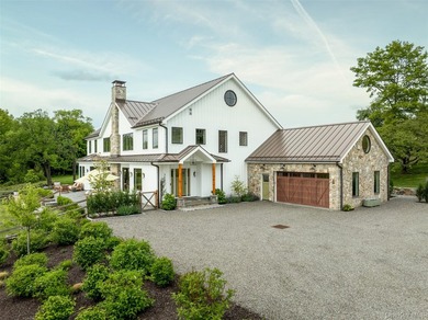 Welcome to Sunset Ridge Farm. A discreet tree-lined drive with - photo 7
